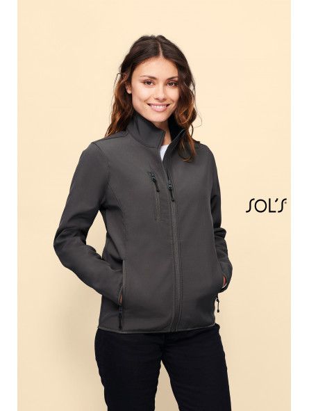 CHAQUETA SOFTSHELL PACKSHOTS WOMEN